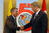 Una reunión bilateral sostuvo el Presidente de Colombia, Álvaro Uribe Vélez, con el Primer Ministro de Canadá, Stephen Harper, este viernes 17 de abril, poco después de la inauguración de la Cumbre de las Américas que se lleva a cabo en Trinidad y Tobago.