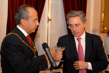 Brindis de los Presidentes de México y Colombia, Felipe Calderón y Álvaro Uribe, durante la cena ofrecida, este miércoles en la Casa de Nariño, en honor al ilustre visitante.