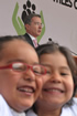 “Una Colombia con total nutrición. Ese es el camino”, manifestó este jueves en Bogotá el Presidente de la República, Álvaro Uribe Vélez, durante el encuentro con los agentes educativos y beneficiarios del programa 'Desayunos infantiles con amor', que lidera el Instituto Colombiano de Bienestar Familiar (Icbf).