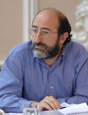 El ministro de Ambiente, Vivienda y Desarrollo Territorial, Juan Lozano, durante el Consejo Público de Ministros 2006 Foto: Fernando Ruiz Nieto - SNE